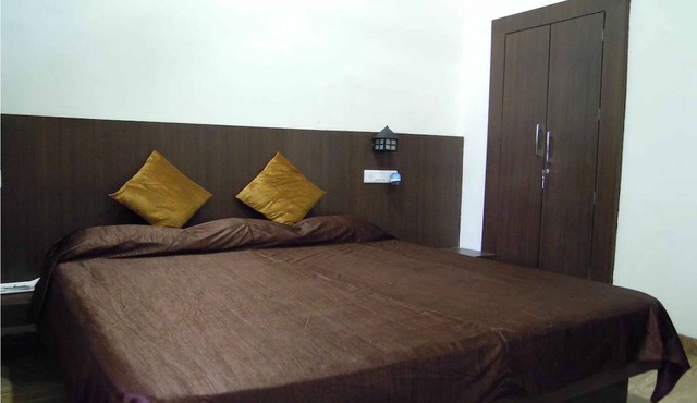 Hotel Grand Barrack