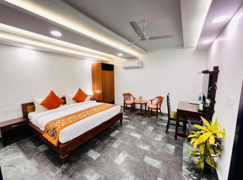 Hotel Green Galaxy - Green Park South Delhi