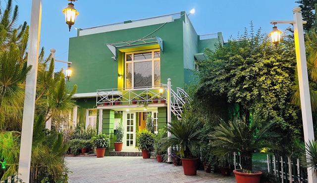 Hotel Green Garden in Ludhiana, Couple friendly Near Railway Station