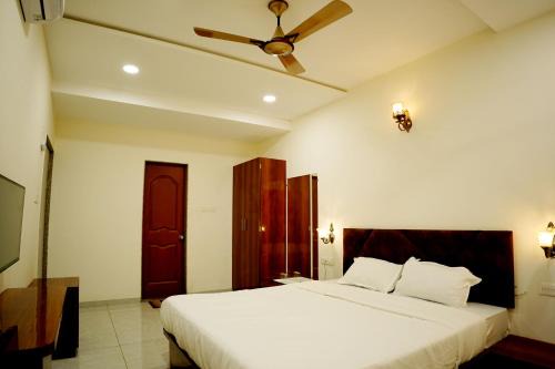 Hotel green hills