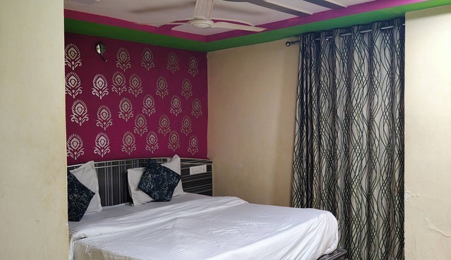 Hotel Green Land