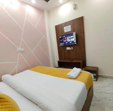 Hotel Hardik Palace