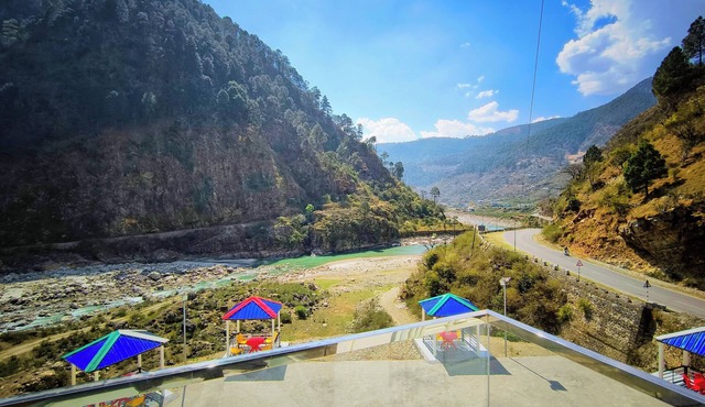 Hotel Hill River View Resort