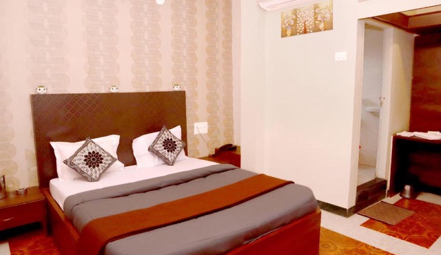 Hotel Janki