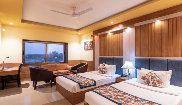 Hotel Kaushal International