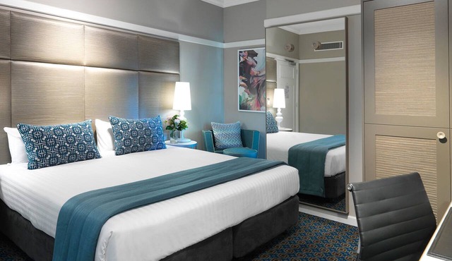 Hotel Kurrajong Canberra in Barton