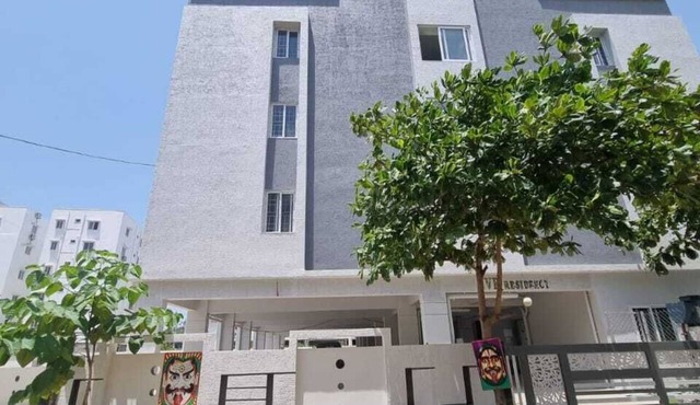 Hotel Kvr Residency Tada
