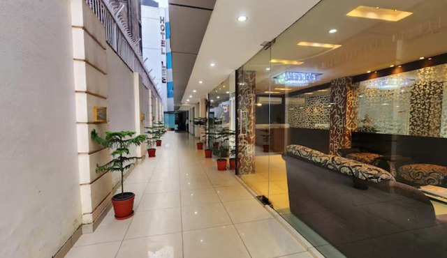 Hotel Lee International