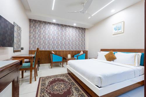 Hotel Leela Grande