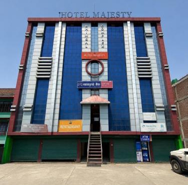 Hotel Majesty Katari