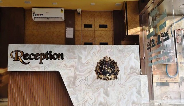 Hotel Mansa Palace