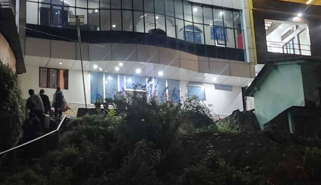 Hotel New Priya Sersi