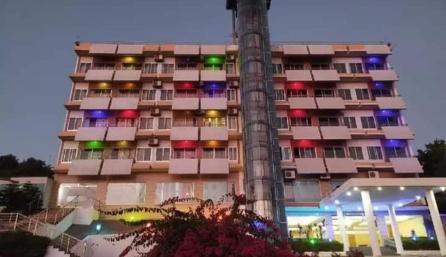Hotel Night Heaven