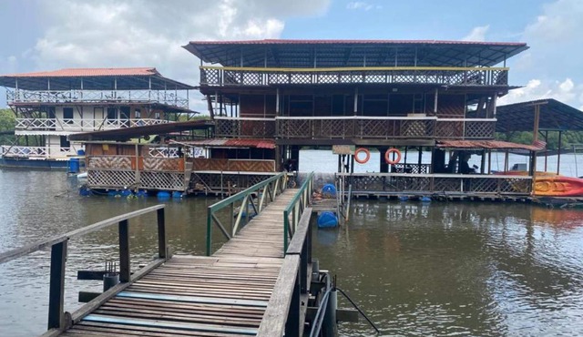 Hotel O Bakau Hijau Riverlodge & Campsite