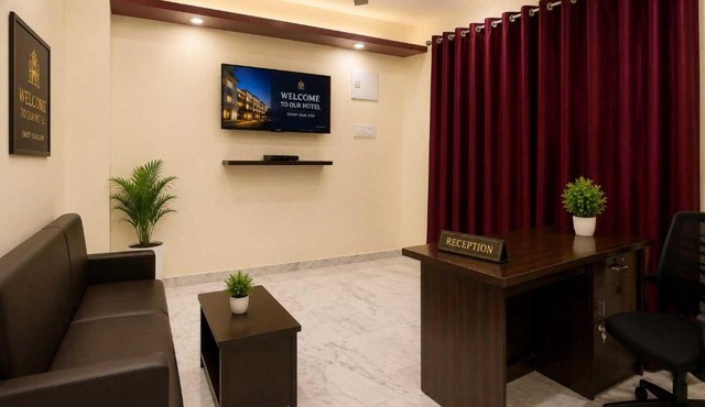 Hotel O Boby Royal Palace