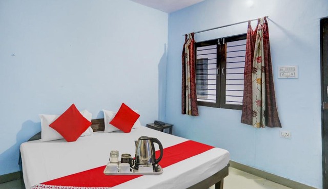 Hotel O G P Guest House