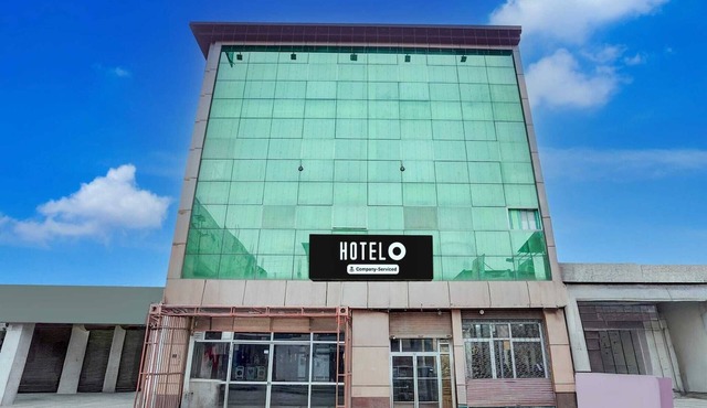Hotel O Govind Nagar Kanpur Maharoopa
