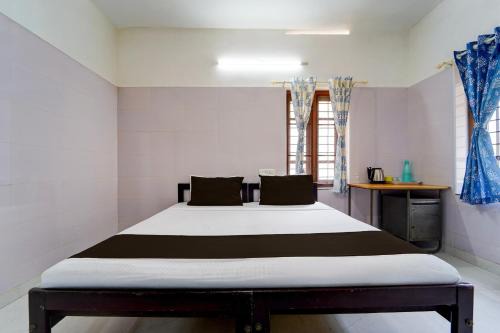 Hotel O LM Rooms
