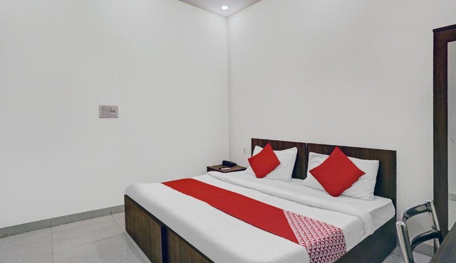 Hotel O M.C. RESIDENCY