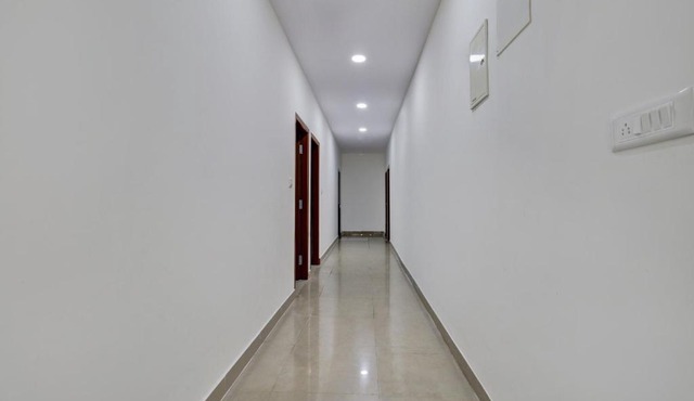 Hotel O Maruthi Paradise Netaji Udyanavana Park