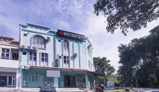 Hotel O Night Queen salak Tinggi