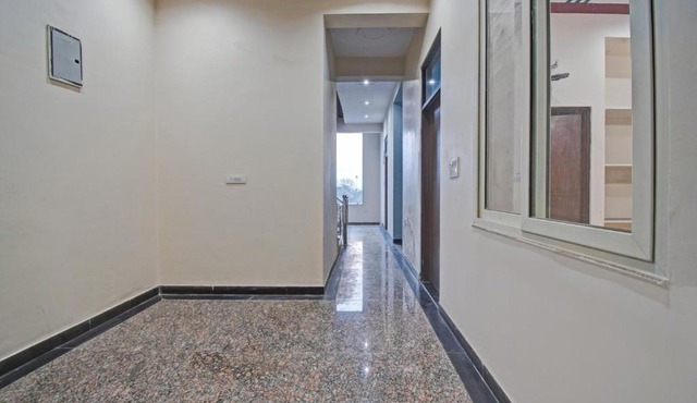 Hotel O RK PALACE