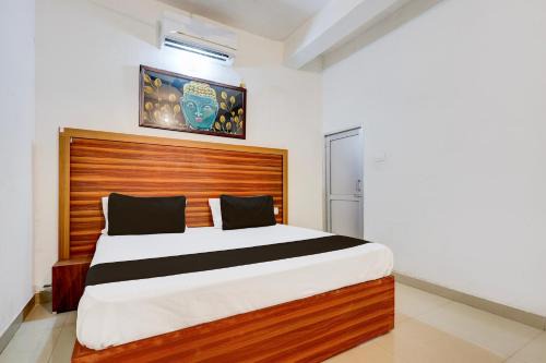 Hotel O Royal