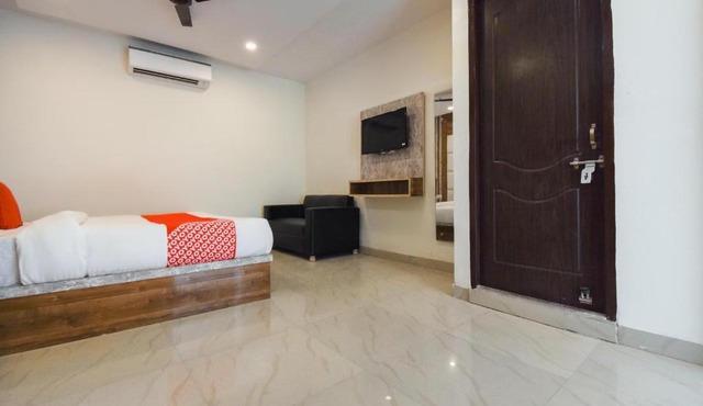 Hotel o Shivaay Phase 1 Mohali Bus Terminal