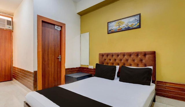 Hotel O The Grand Luxury