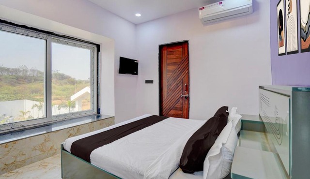 HOTEL O THE RUBY RAYS FARMHOUSE
