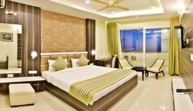 Hotel Opulence