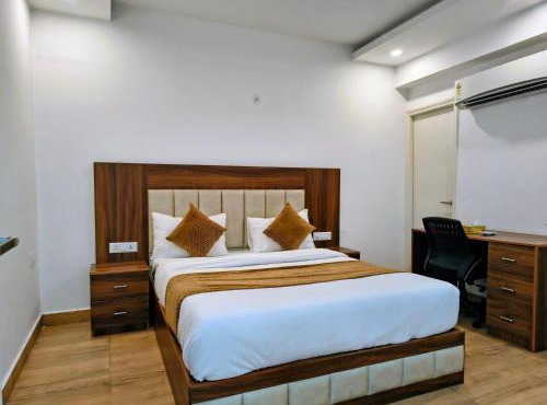 Hotel Osaka kundli