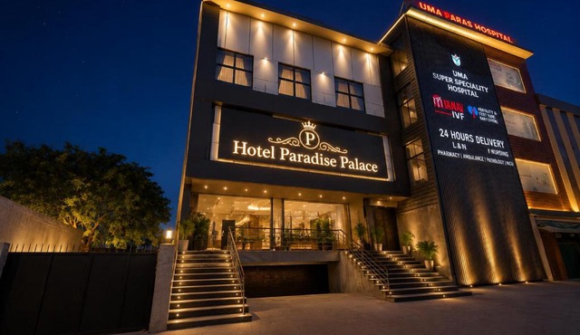 Hotel Paradise Palace