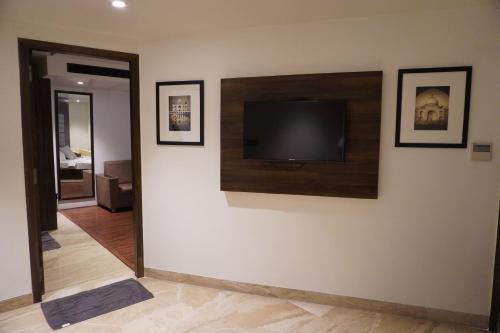 Hotel Park Continental Banjara Hills