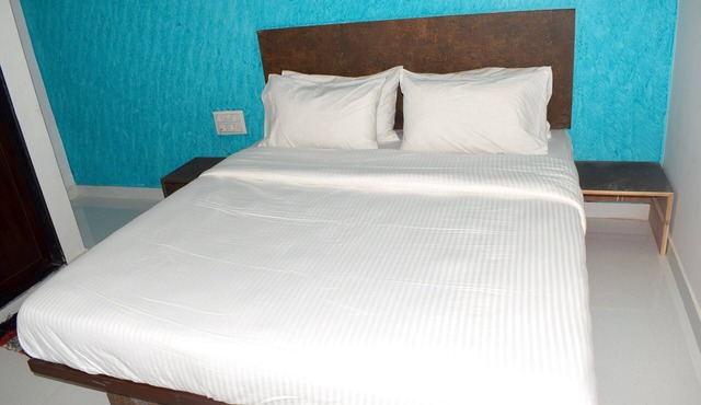 Hotel Peradiot