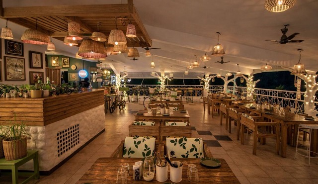 Hotel Picnic Plaza