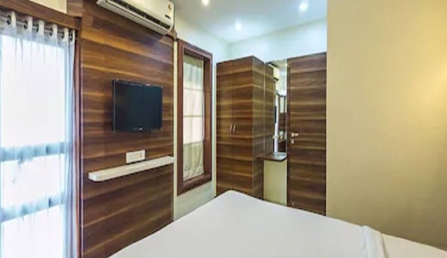 Hotel Raj Palace