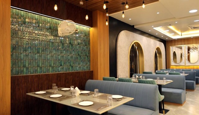 Hotel RGS Crystal