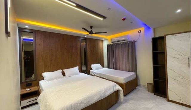 HOTEL RK INTERNATIONAL