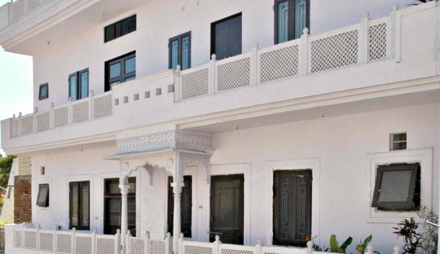 Hotel Satkar