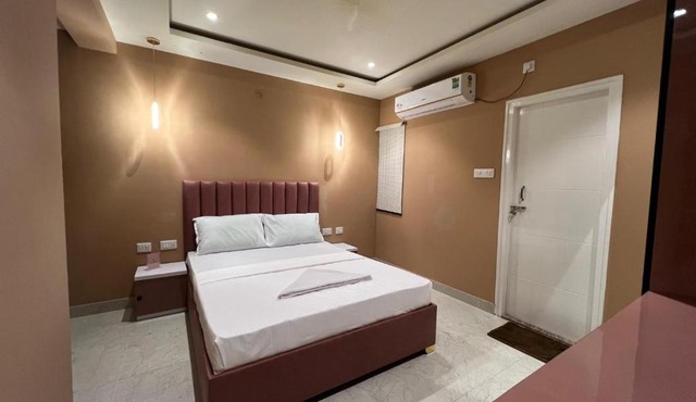 Hotel Seven Sky Inn Madiwala