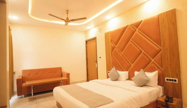 Hotel Shree Karni Palace