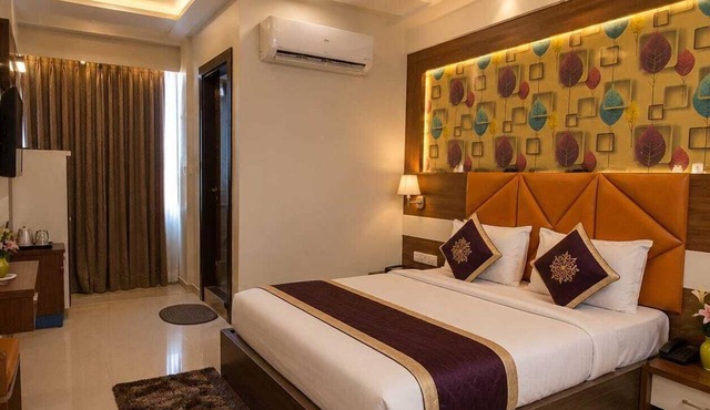 HOTEL SILVER PALACE