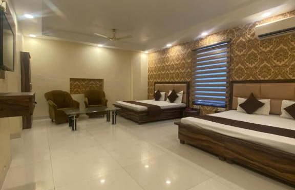 Hotel SK Paradise - 50 Meter From Golden Temple