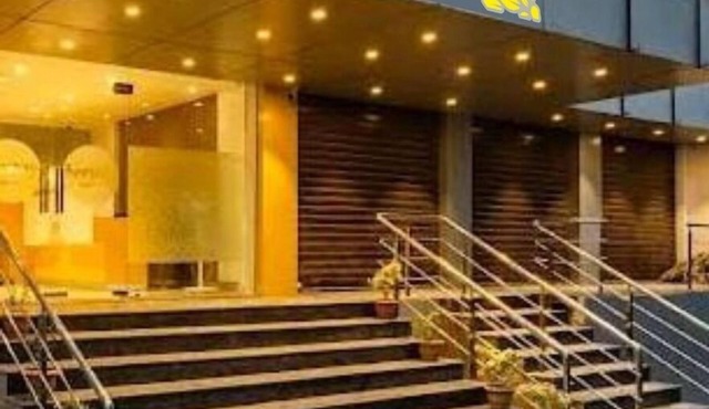 Hotel Spring Stays Near US Consulate