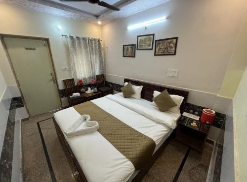 Hotel Srinivas