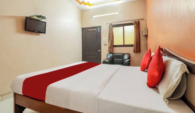 Hotel Sunrise Charbagh Lucknow