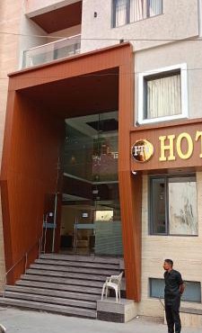 Hotel Taviral Regency