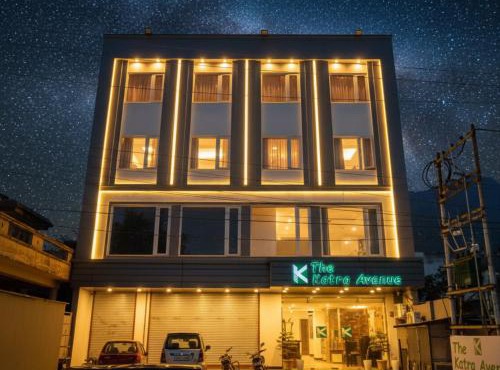 Hotel The Katra Avenue