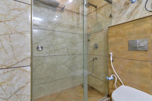 Hotel Twamev Peeragarhi